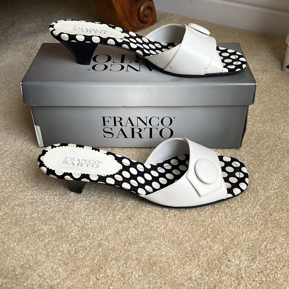 Franco Sarto Nicole White Patent Kitten Heels - Picture 3 of 7